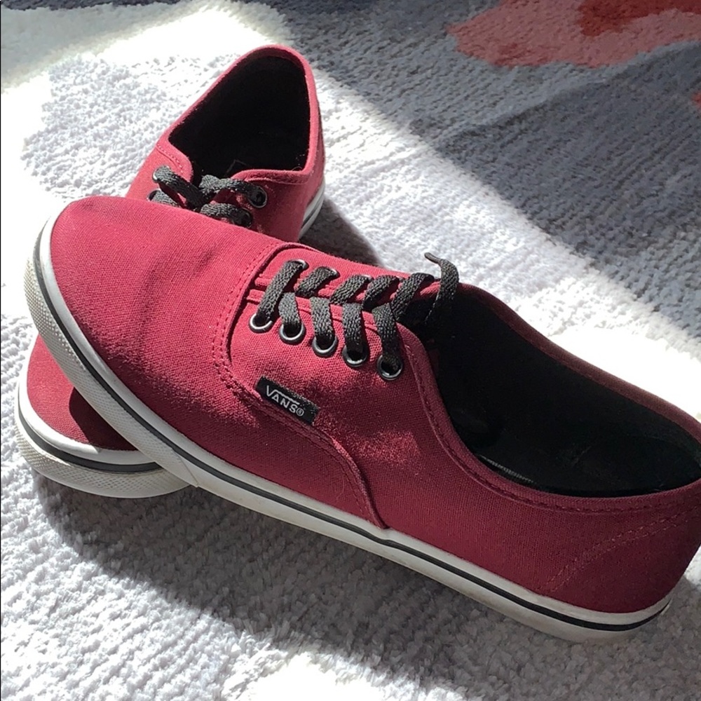 Vans Authentic Lo Pro Skate Shoe, Maroon